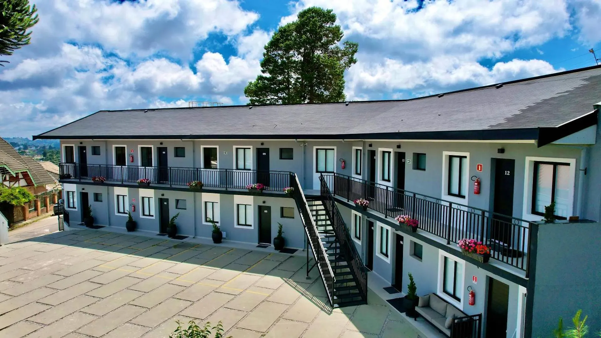 Apartment Villa Cristalle - Campos Do Jordao Brazil