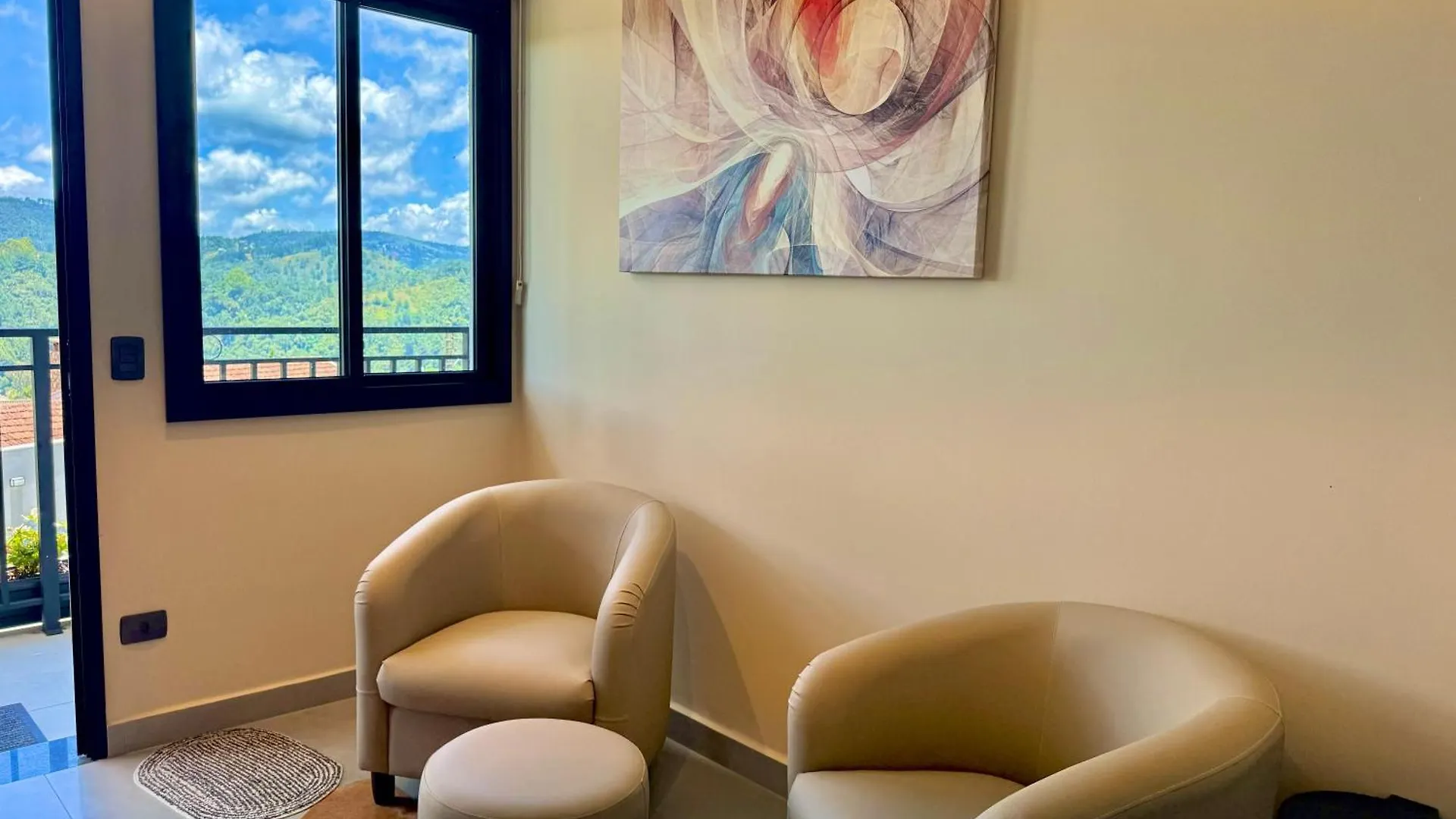 Villa Cristalle - Campos Do Jordao